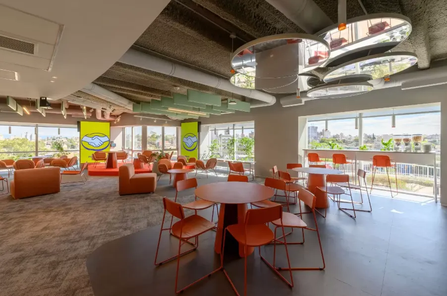 MercadoLibre Córdoba — 2024 · Aire Acondicionado Central (foto 1 de 2)