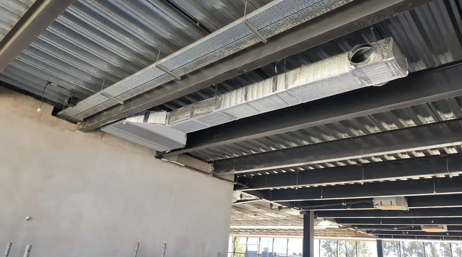 Obra de climatización en progreso, foto 5 de 22