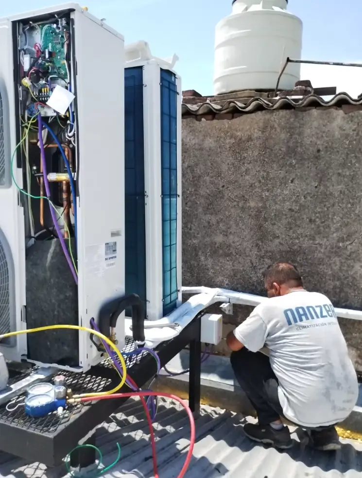 Obra de climatización en progreso, foto 10 de 22